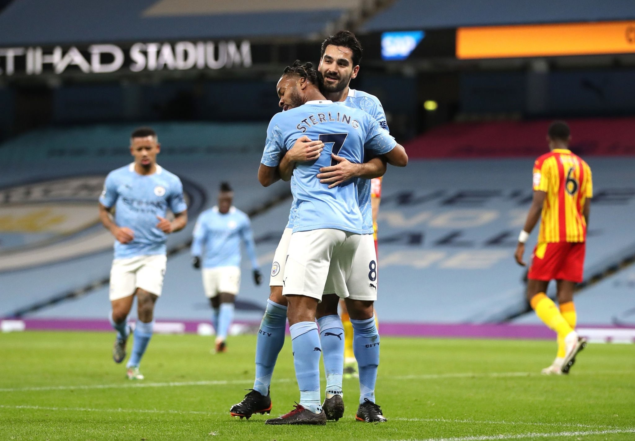 国的足球明 国的足球明