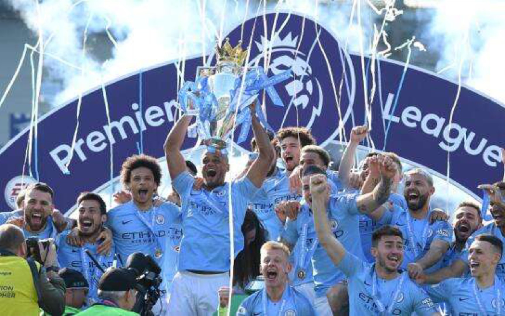 奠定了坚实 奠定了坚实